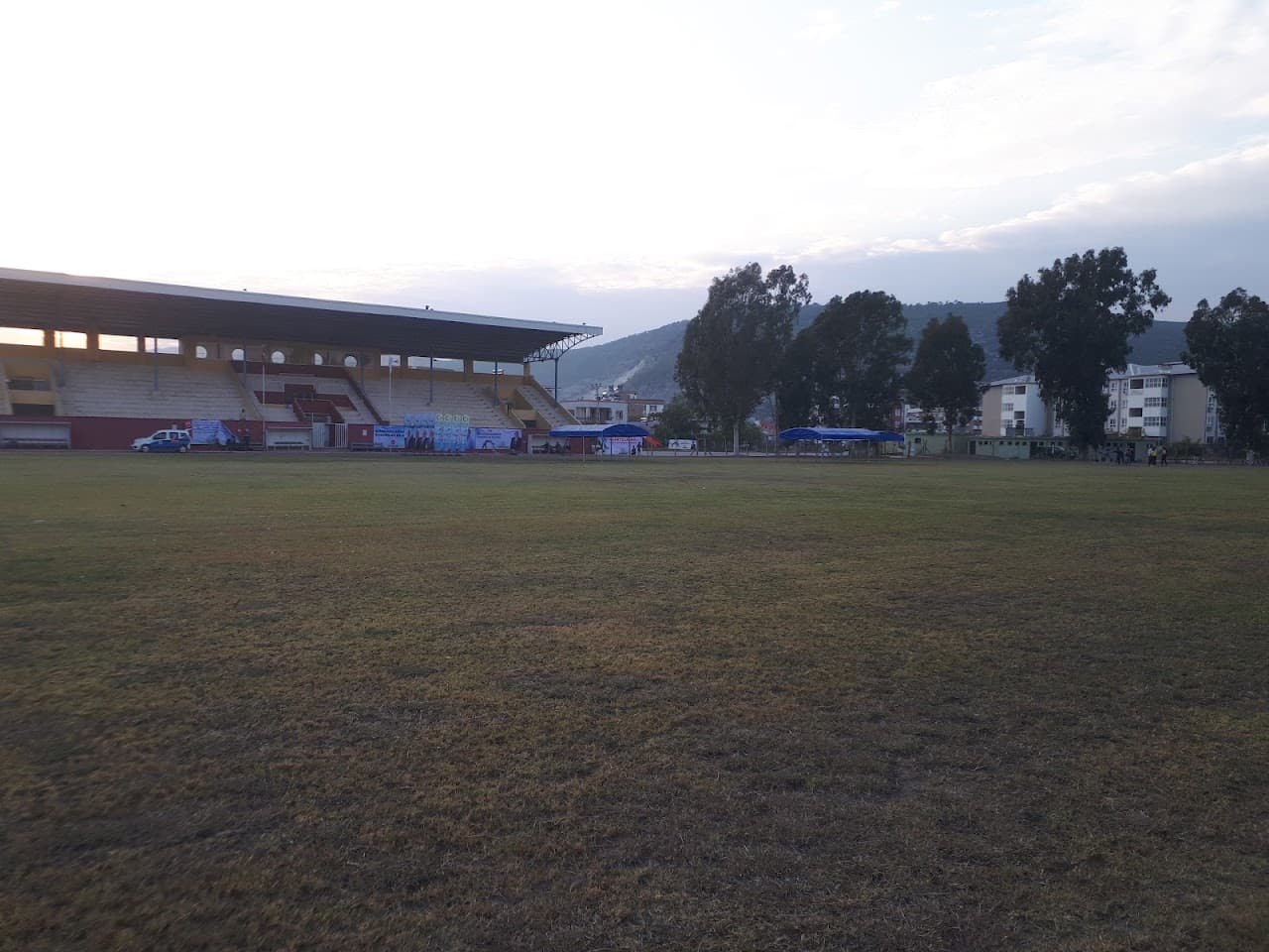 Karaisalı Stadı