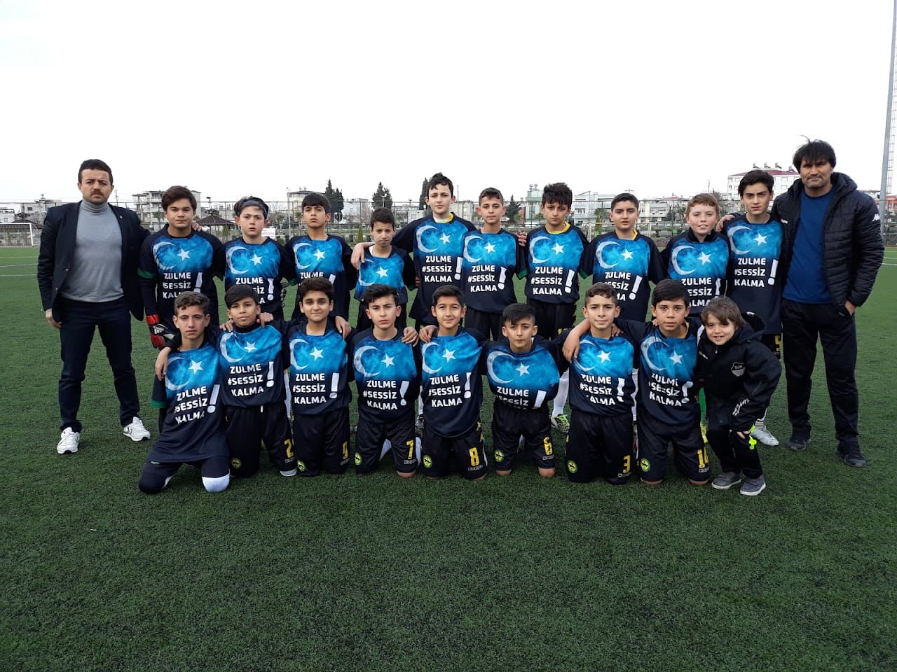 Yeni Nesil Futbol Okulu Özden Halı Saha 5