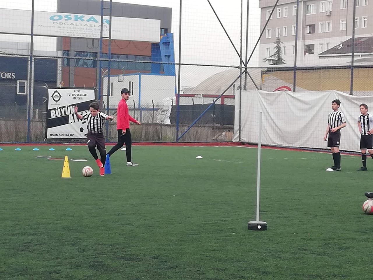 Umut Halı Saha tesisleri 3