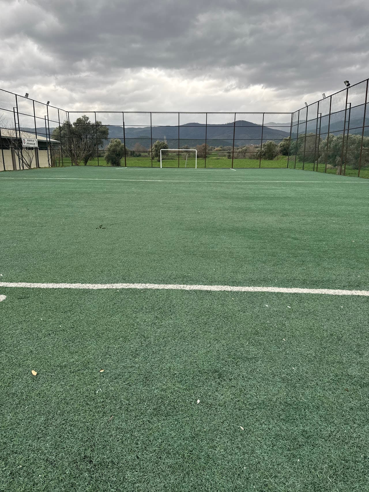 Ödemiş Beşiktaş JK Futbol Okulu Tay Park Halı Saha Tesisleri 3