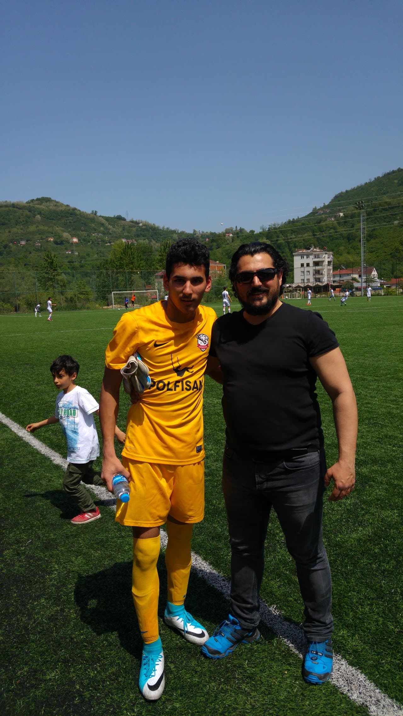 75. Yıl Futbol Sahası 3