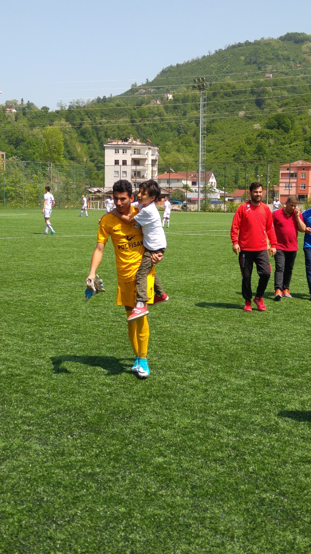 75. Yıl Futbol Sahası 4