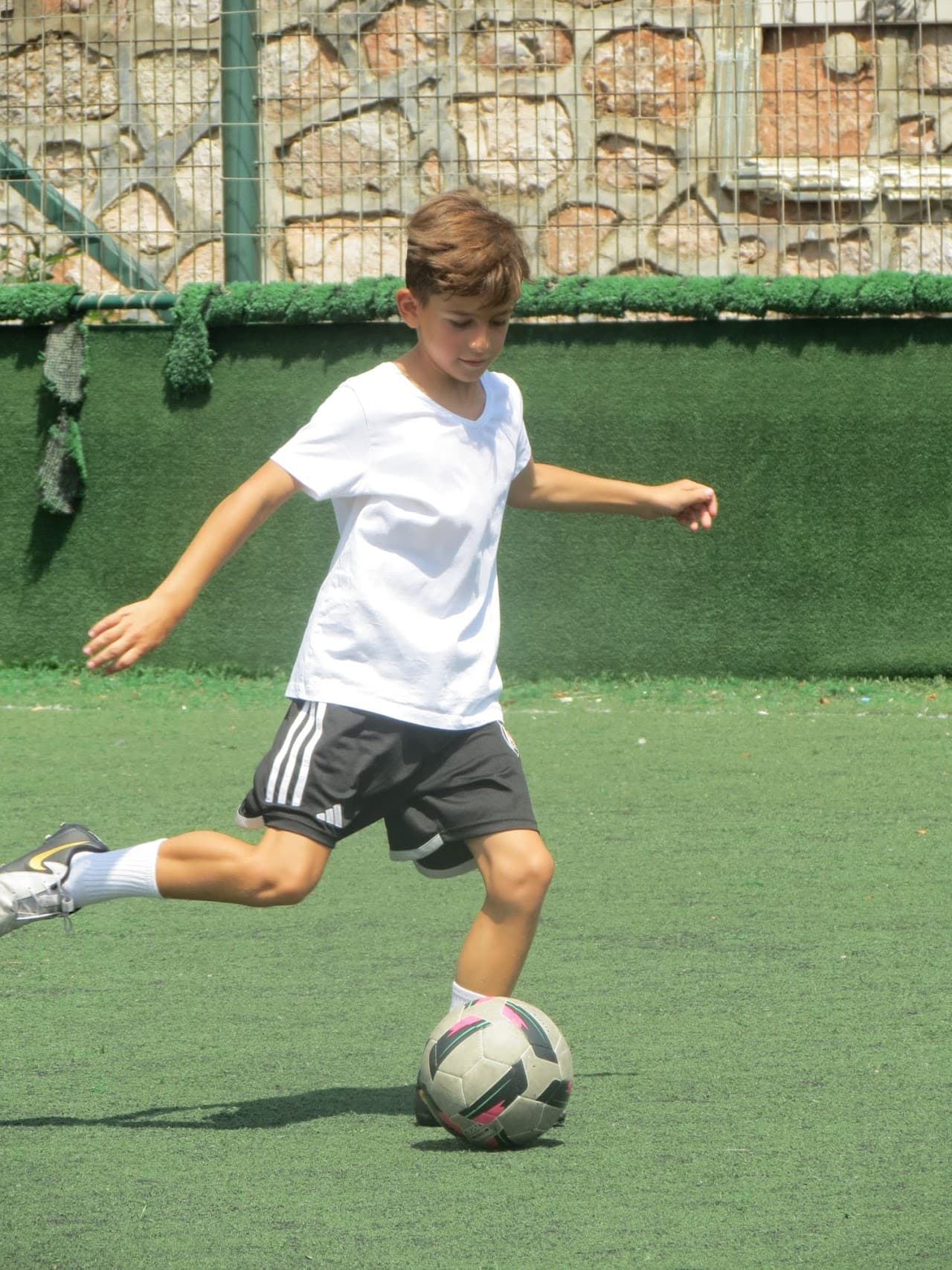 Gazeteci Ahmet Akay Spor Tesisleri Halı Saha 5