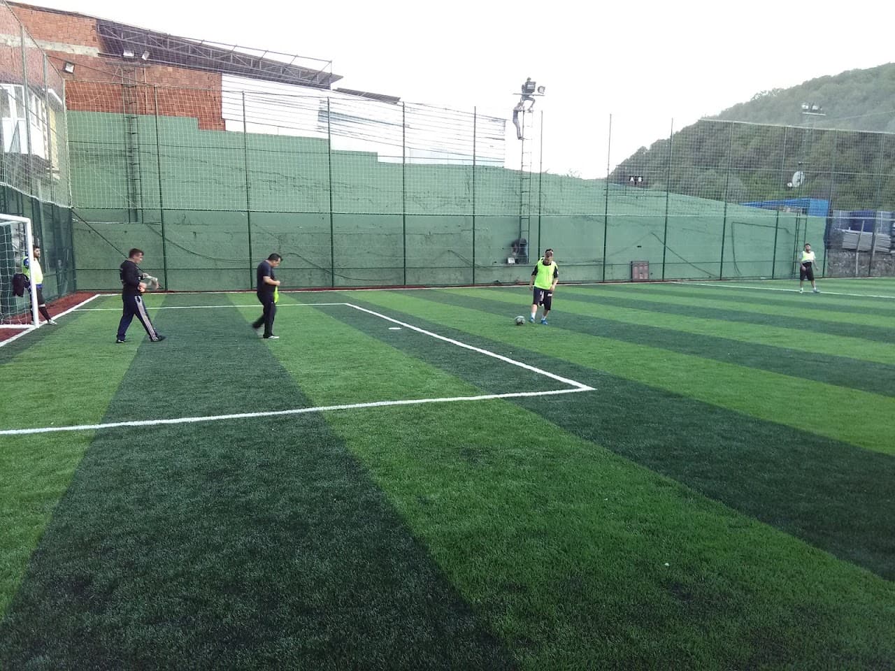 Merkez Halı Saha