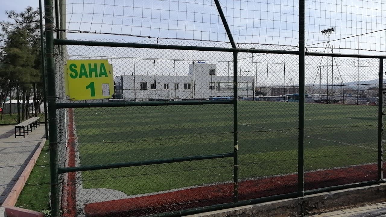 Halı Saha (2) 2