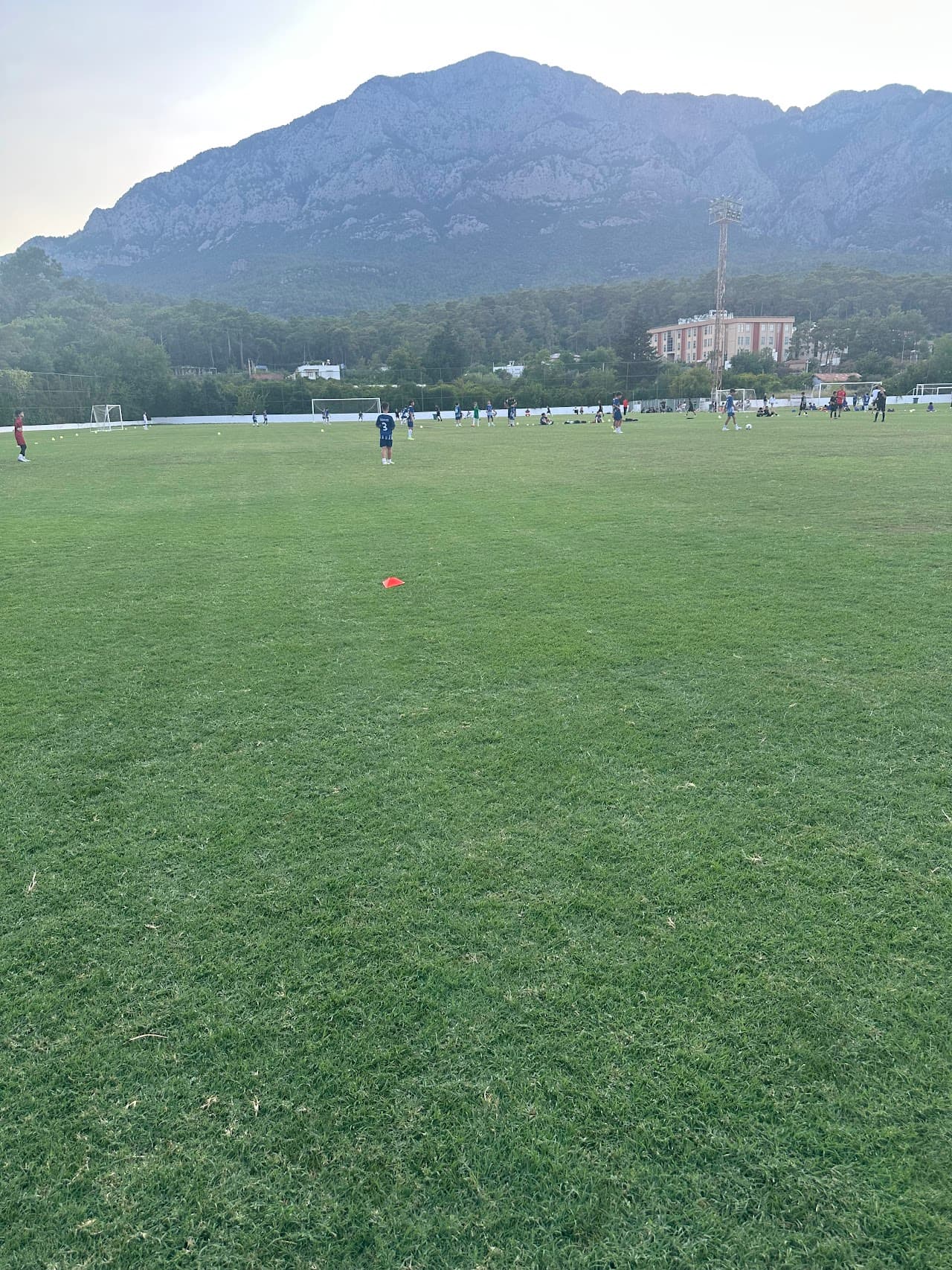 Oflaz Futbol Tesisleri 5