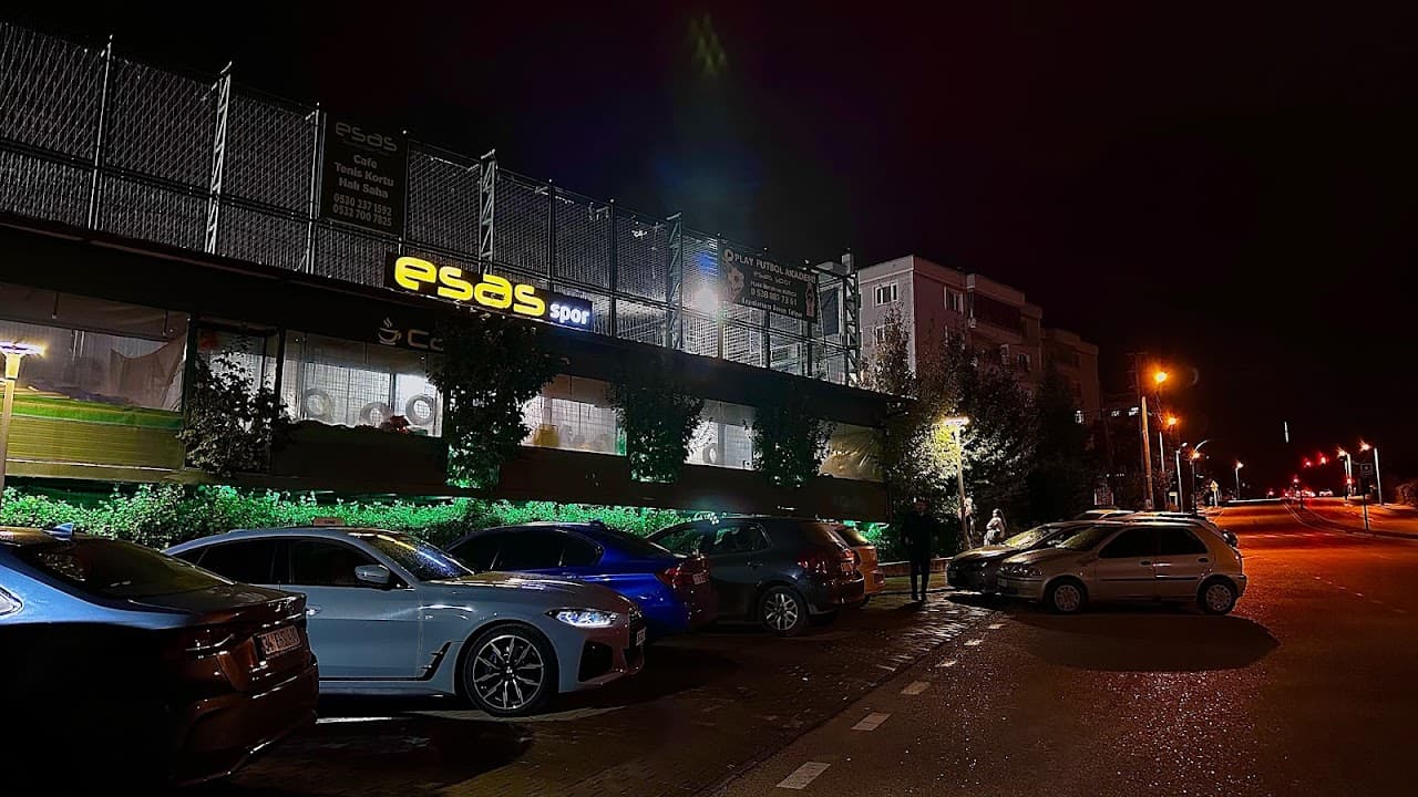 ESAS Beşevler Spor Tesisi (Halı Saha, Tenis Kortu) 5