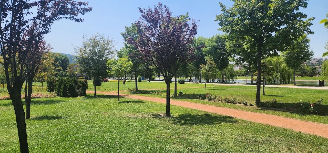 Korkut Halı Saha 4