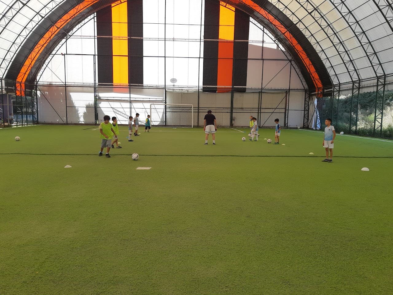 Ferhatpaşa Halı Saha ve Spor Tesisleri