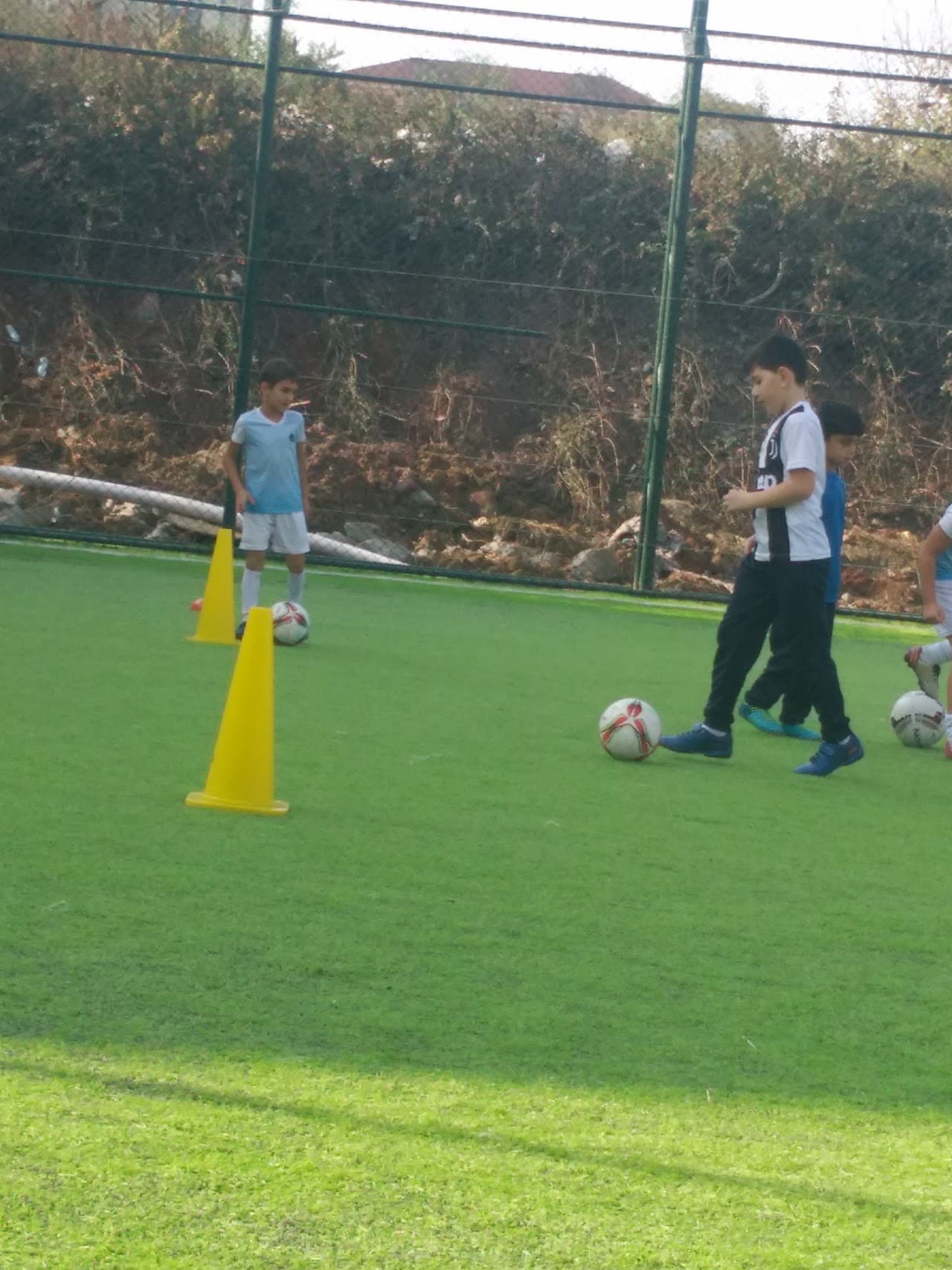 Ferhatpaşa Halı Saha ve Spor Tesisleri 5