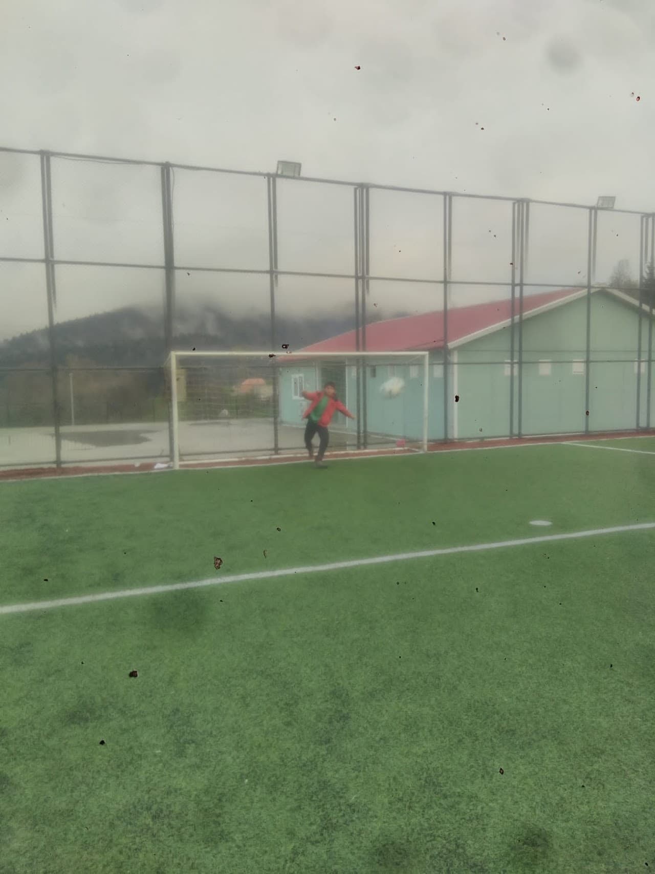 Çayırbağı Halı Sahası 4