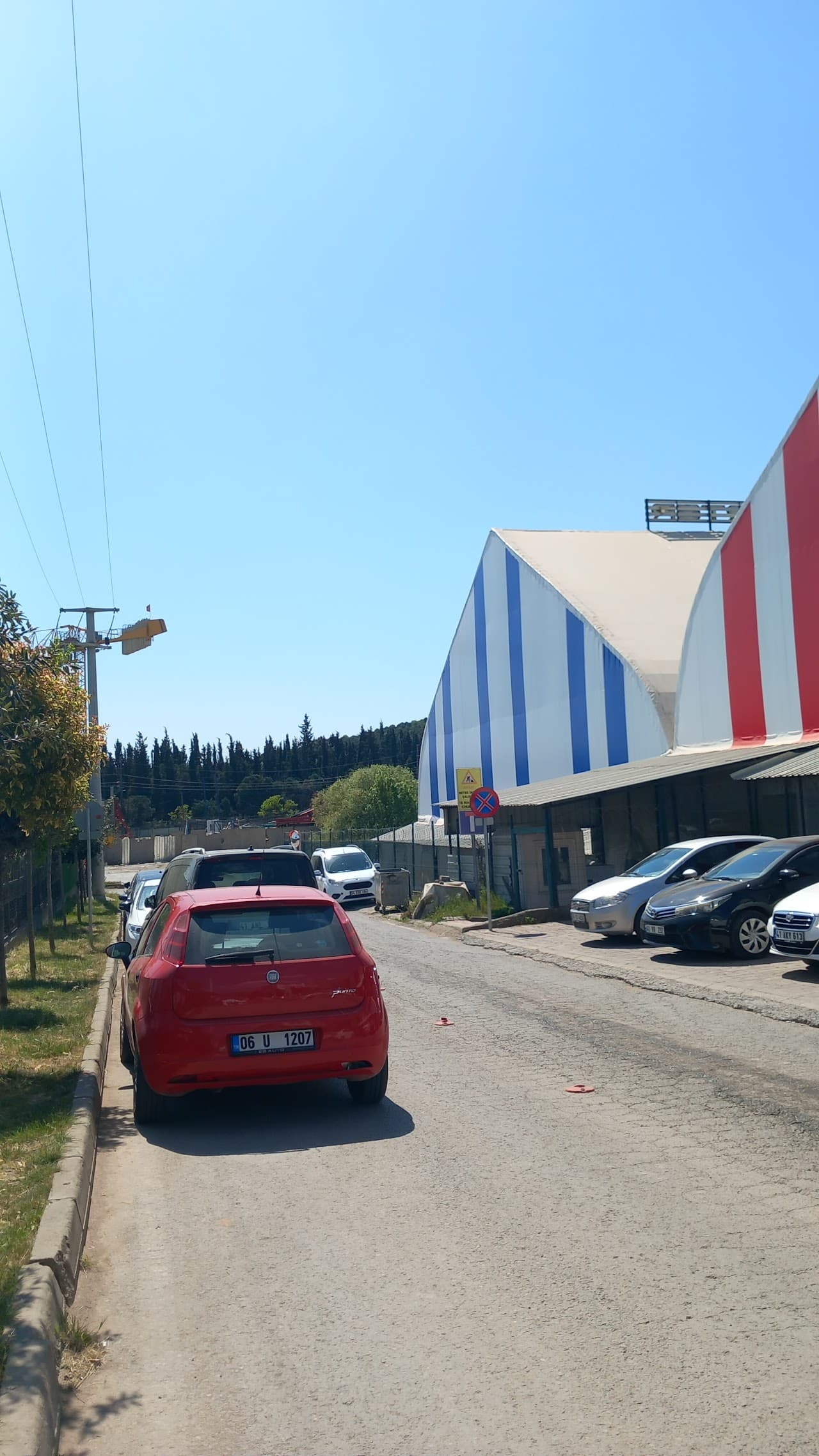 SPORTER SPOR KOMPLEKSİ(HALI SAHA) 4