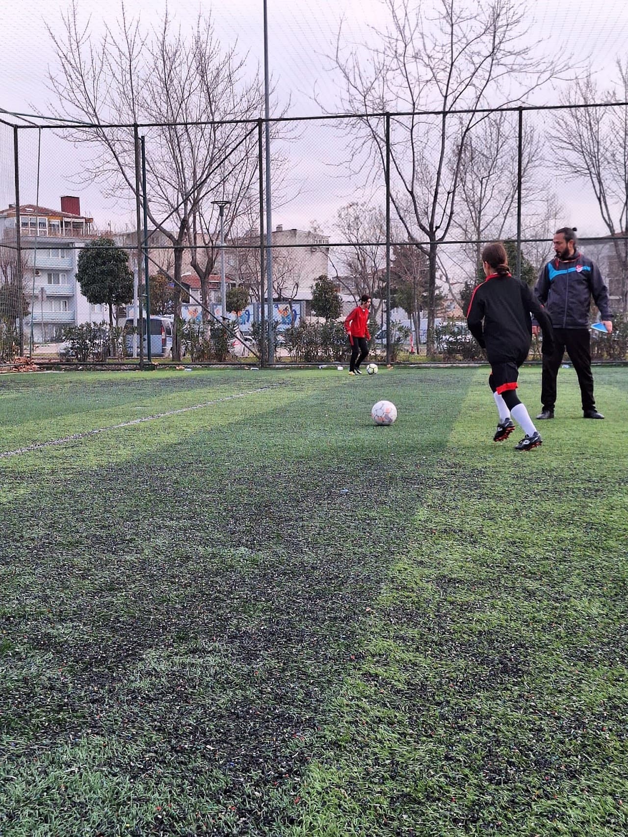 Hüdavendigar Kent Park Sadık Halı Saha 2
