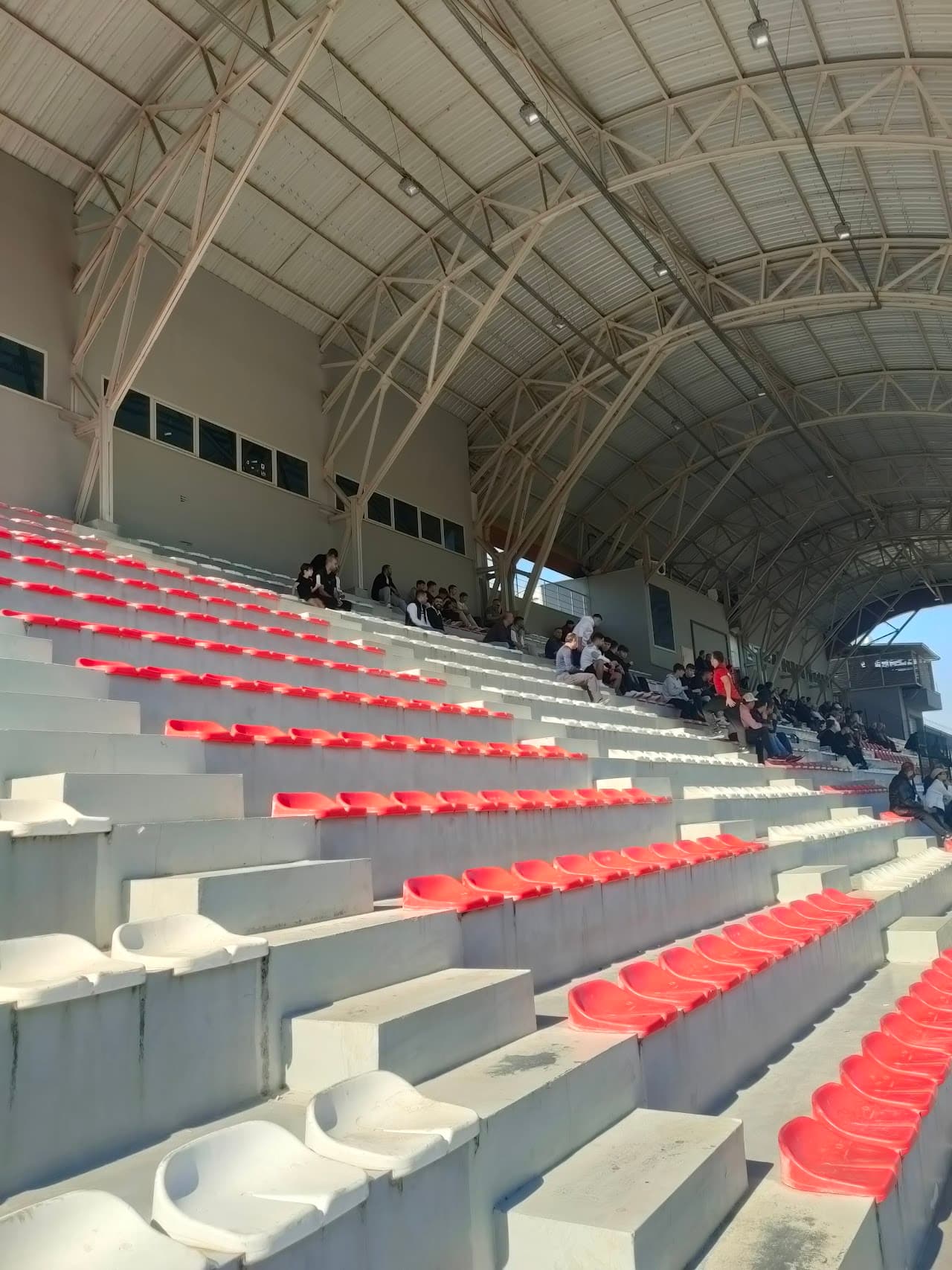 Balçova Belediyesi Spor Kompleksi 4