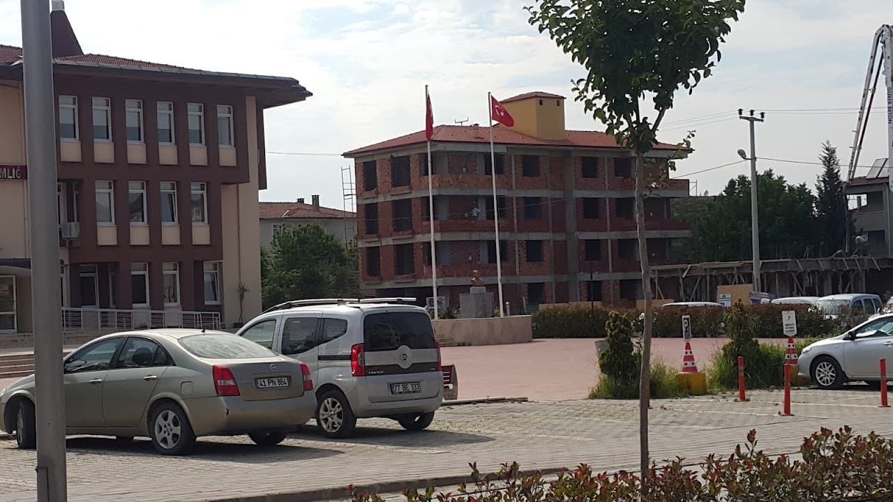 Futbol Sahası 2