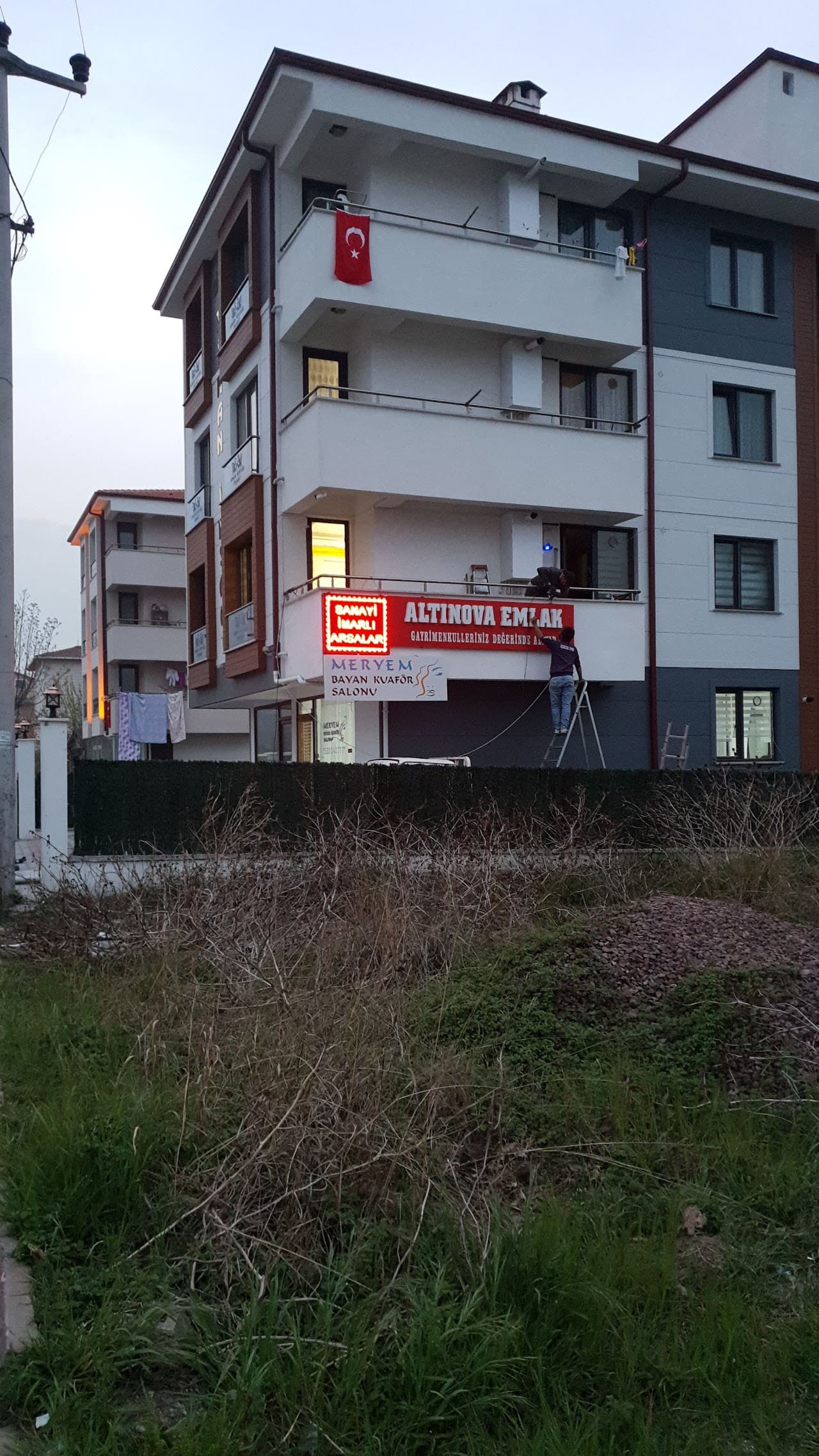 Futbol Sahası 3