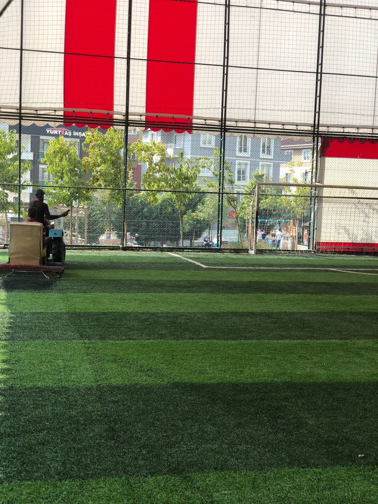 Bahçe Cafe Halısaha 3
