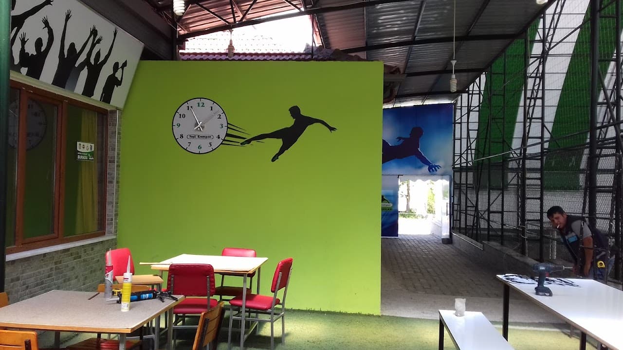 Yeşil Krampon Halı Saha 5