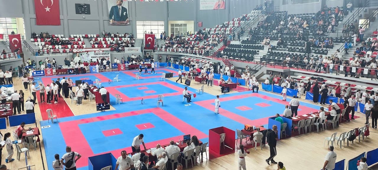 Çorlu Belediyesi Kapalı Spor Kompleksi 4