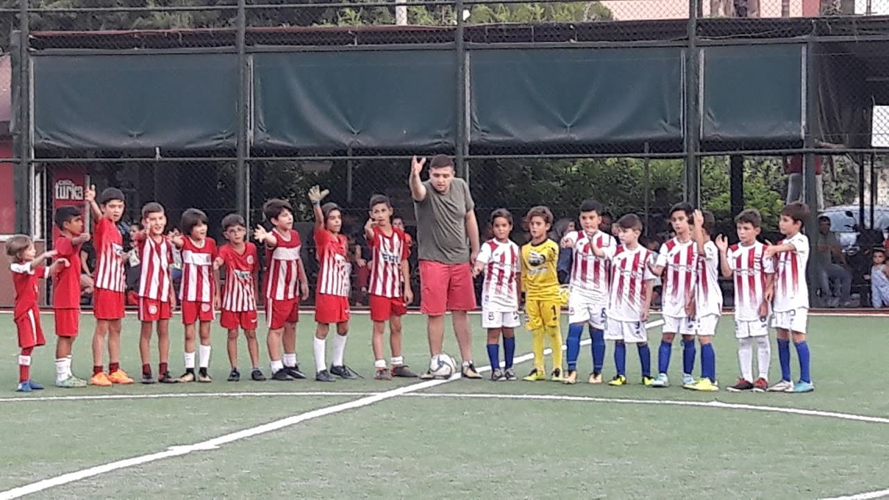 Vali Aladdin Yüksel Spor Kompleksi 4