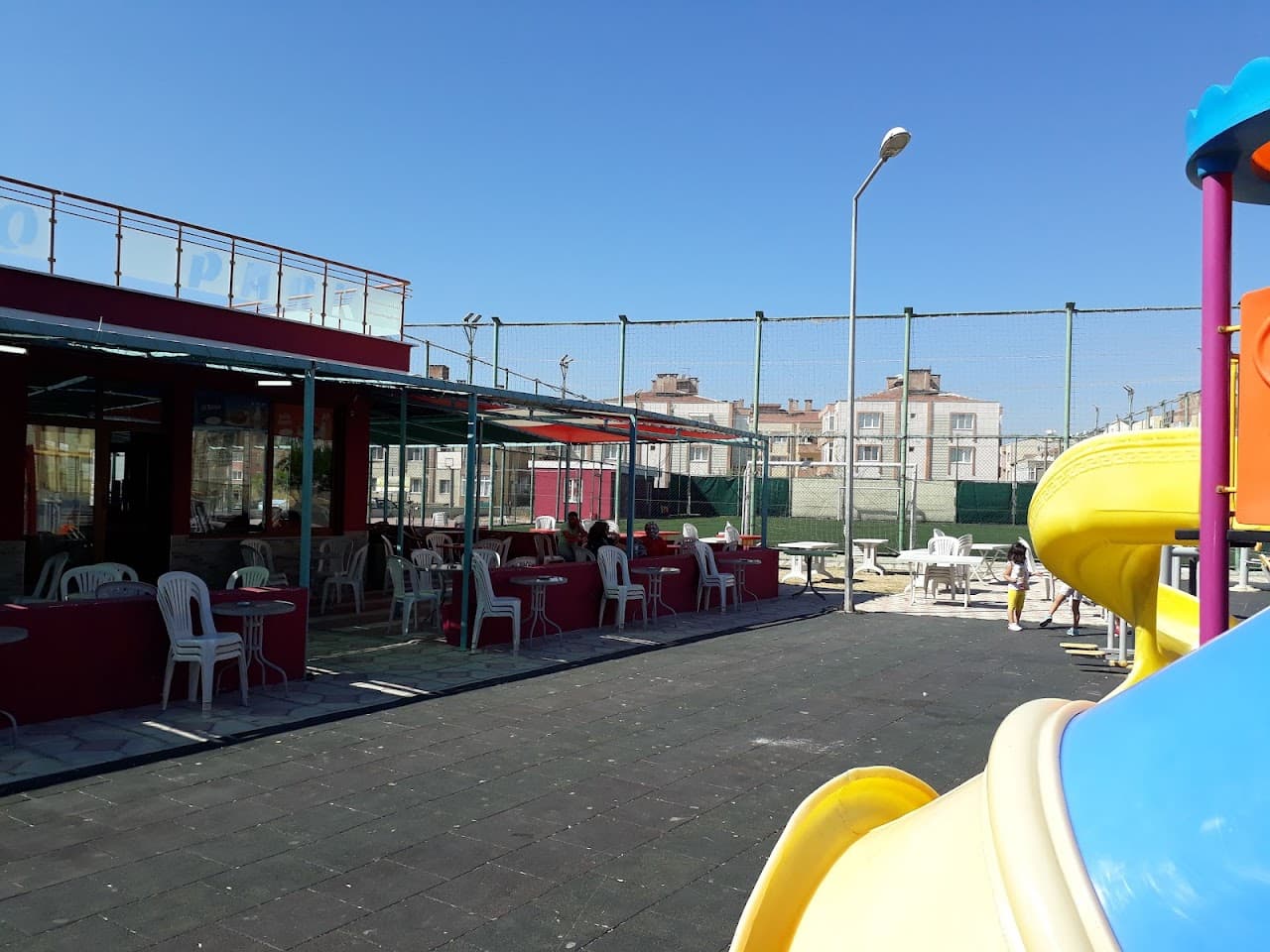 panormos halı saha ve kafe bandırma 4