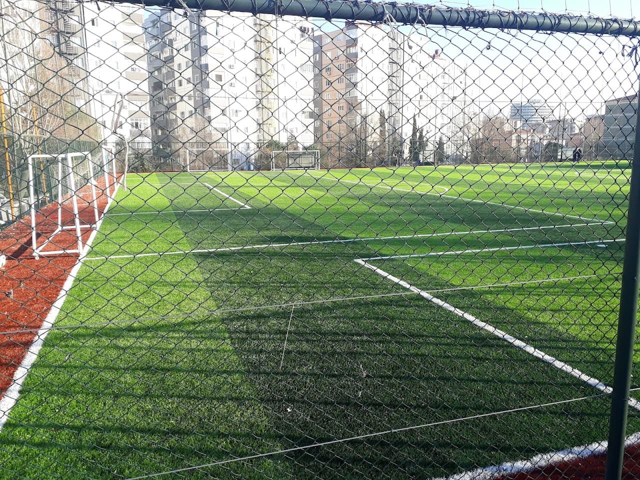 Altınova Spor Kulübü Tesisleri