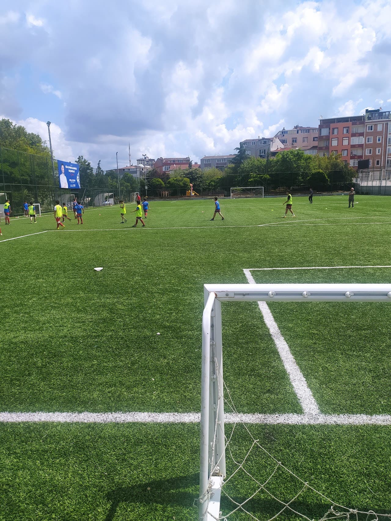 Kağıthane Belediyesi Abide-i Hürruyet Spor tesisleri