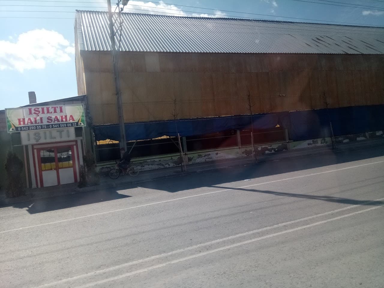 Işıltı Halı Saha 5