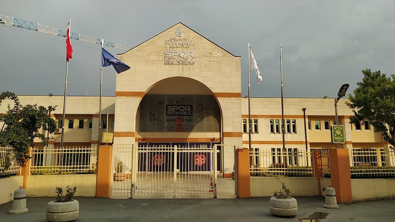İBB Fatih Spor Kompleksi 3