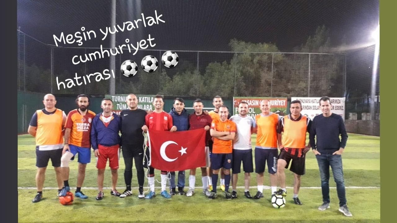 Nazende halı saha 4