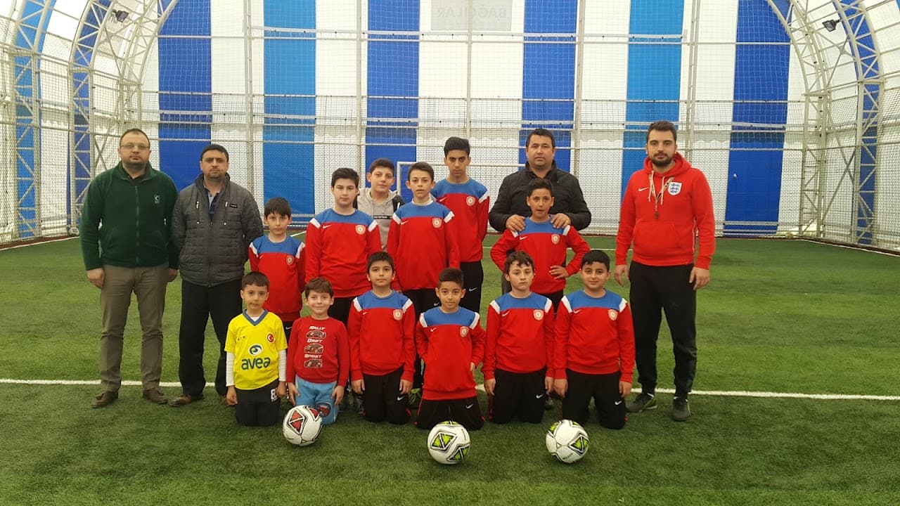 Bağcılar Güneşli Spor Kulübü Tesisleri- Halı Sahası 2