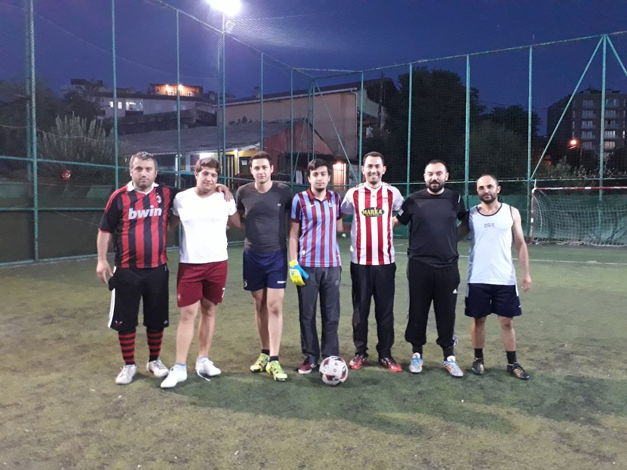 Topçuoğlu Halı Saha (2) 3