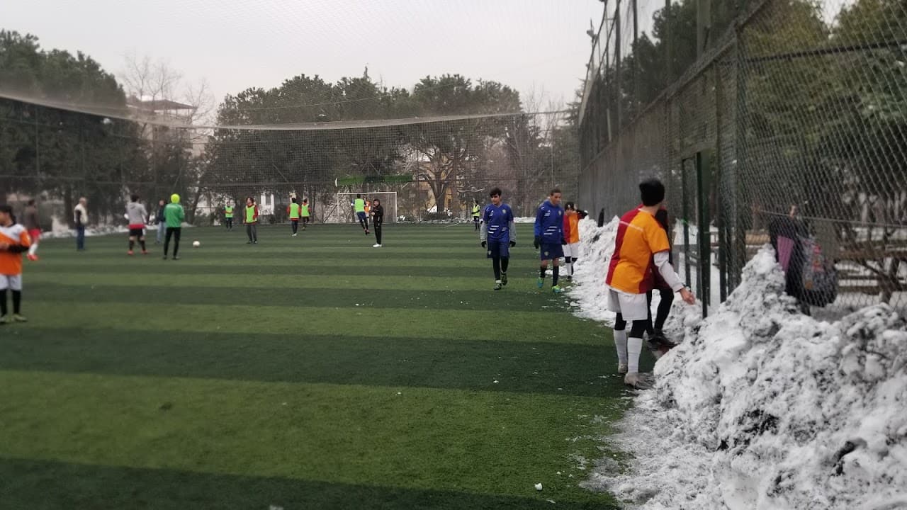 Reel Halı Saha spor sosyal tesisleri 5