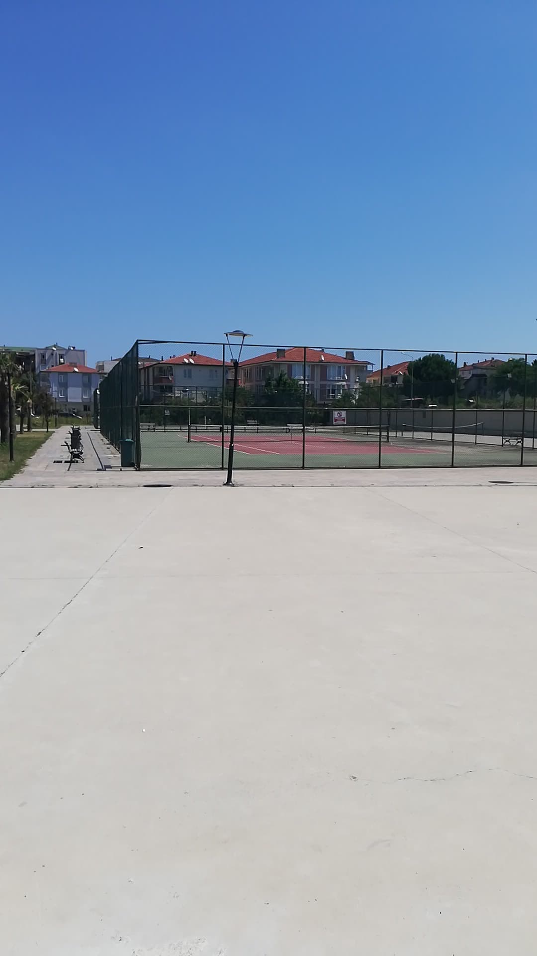 Karsaş halı saha-futbol-voleybol-tenis-basketbol 2