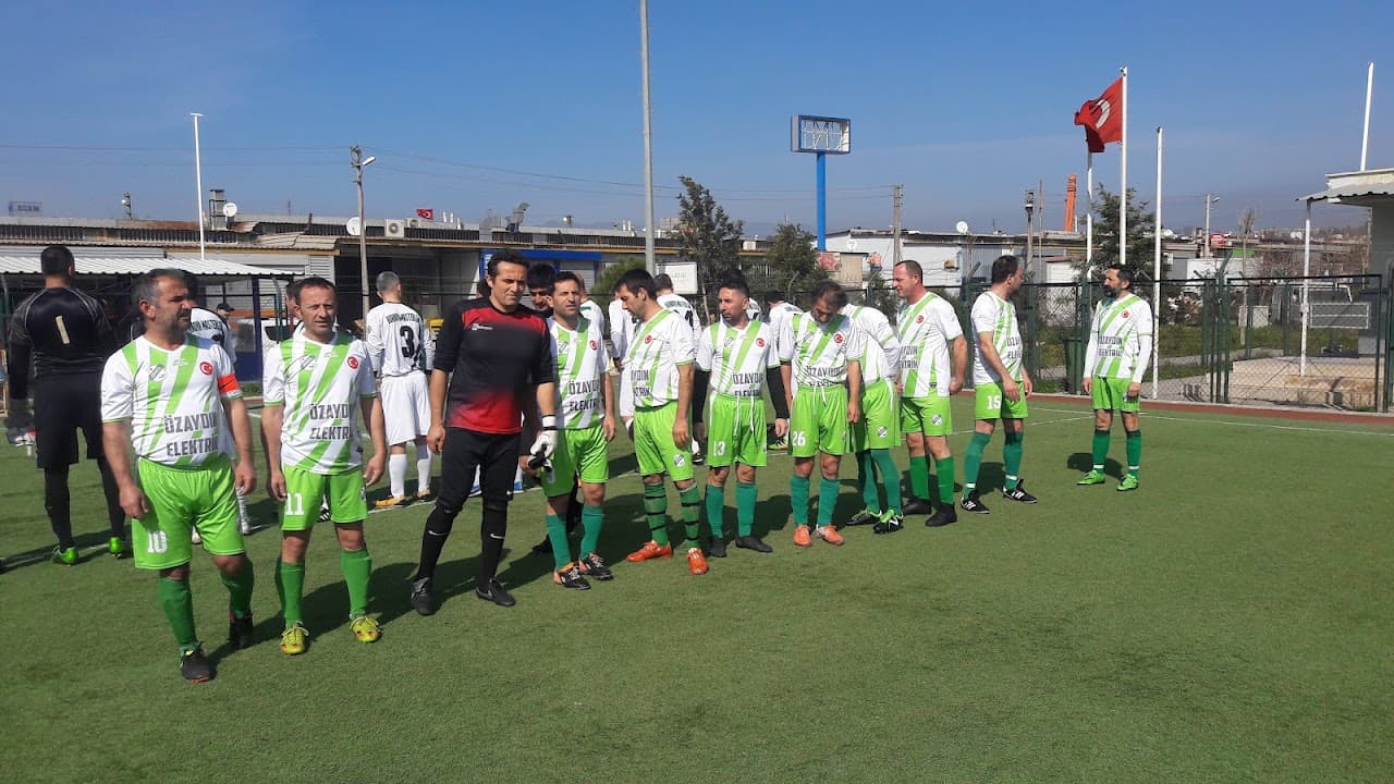 Bornova Pınarbaşı Futbol Sahası 4