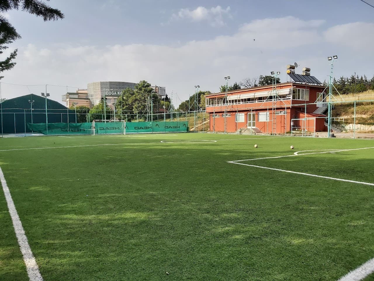 Şampiyon Spor Tesisleri ( Doruk Halısaha ) 2