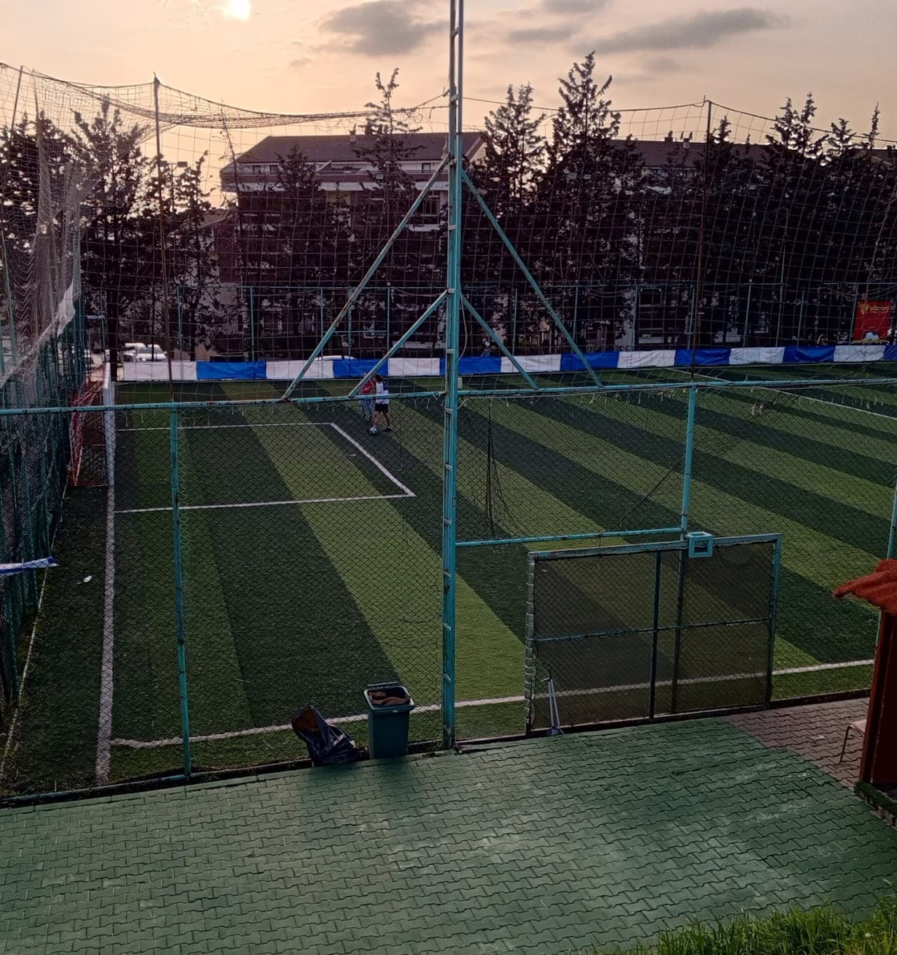 Şampiyon Spor Tesisleri ( Doruk Halısaha ) 3