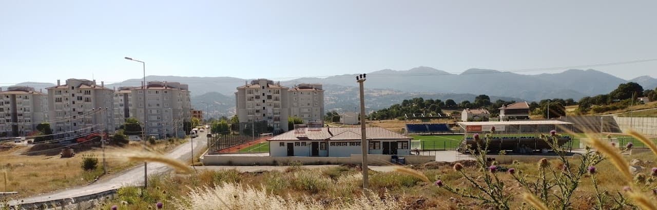 Gençlik ve Spor Bakanlığı Emet İlçe Futbol Sahası 3