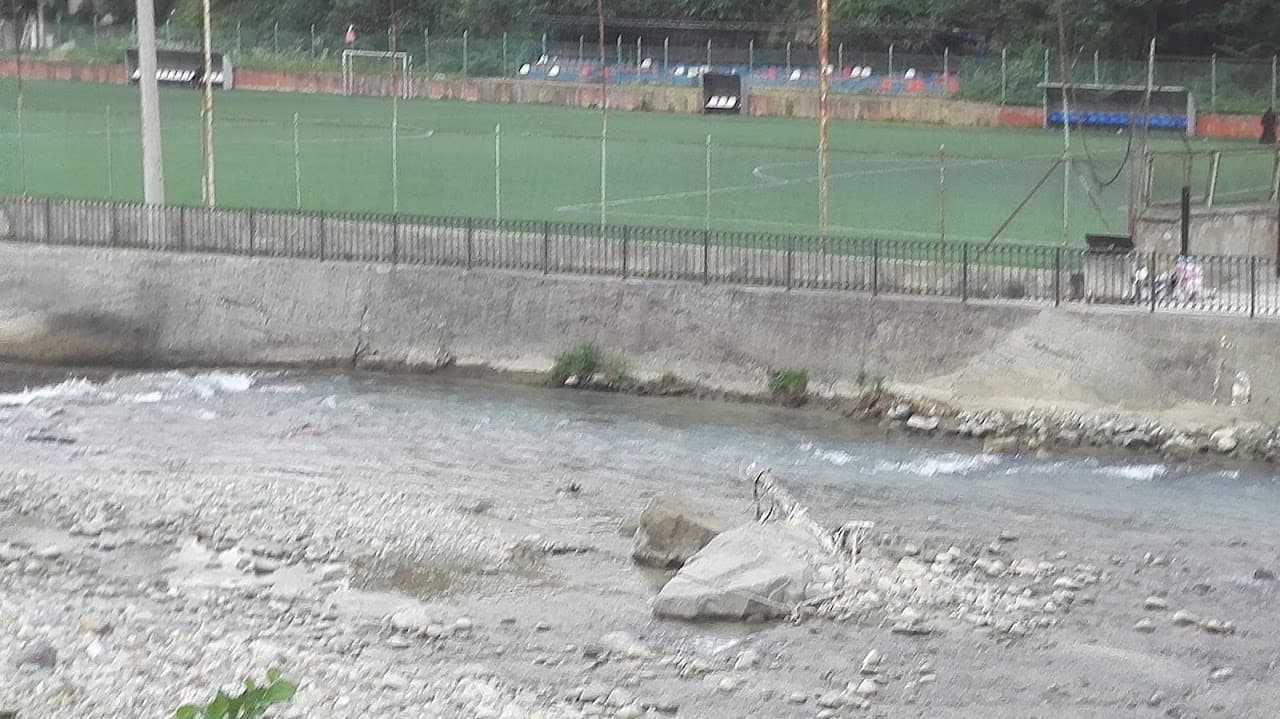 Çaykara Şehir Stadyumu 2