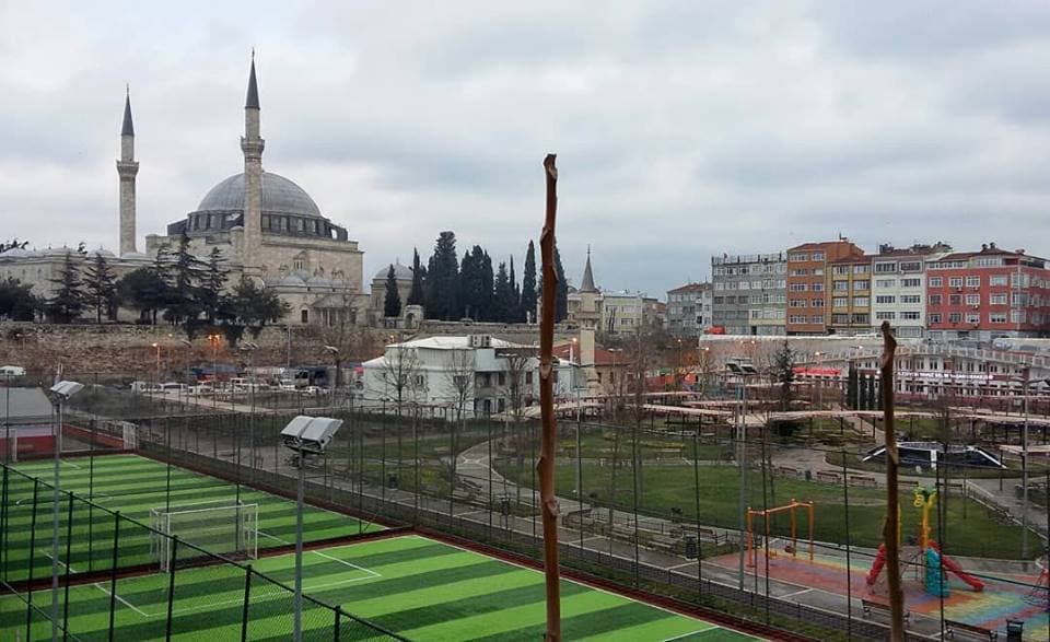 Çarşamba çukur bostan futbol sahası 4