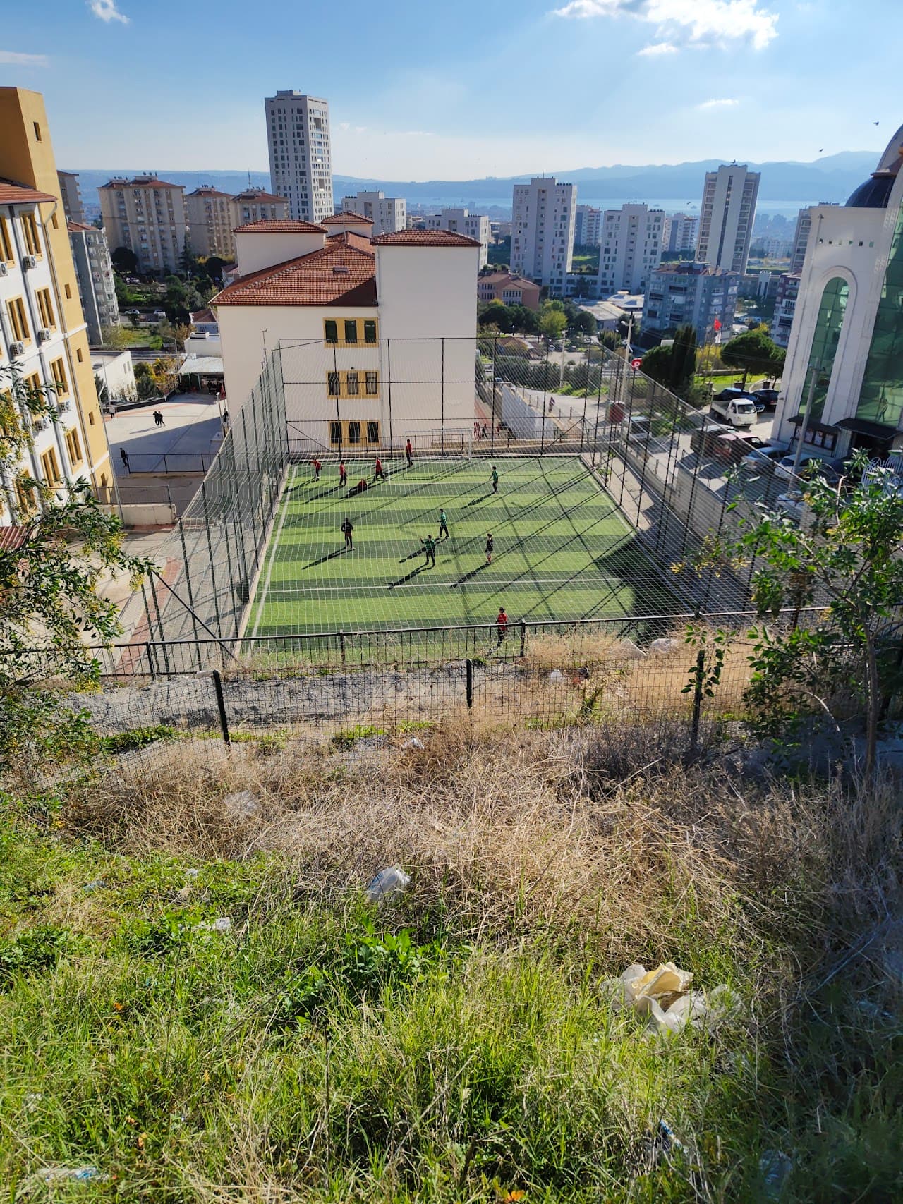 Spor Lisesi Futbol Sahası 2