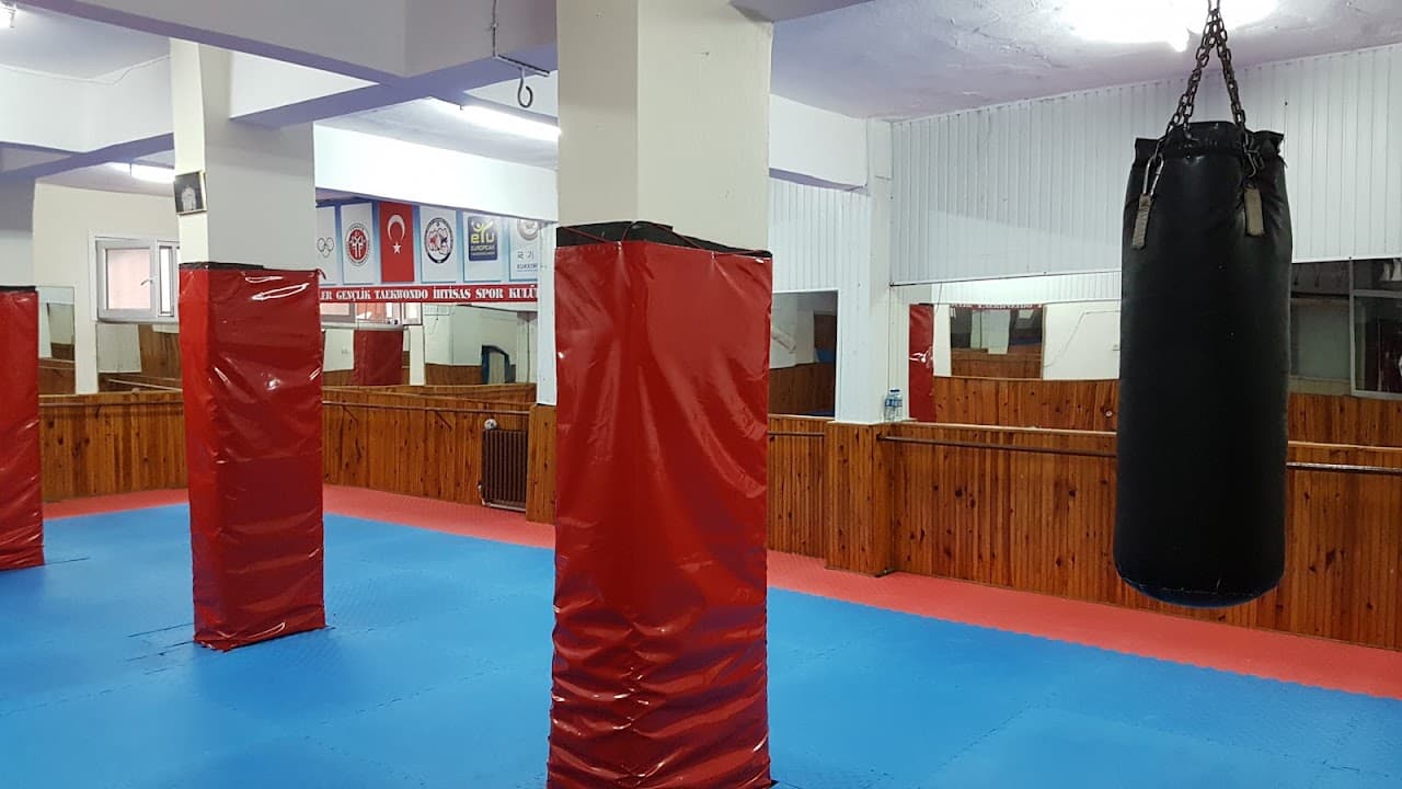 Bahçelievler Spor Kulübü (2) 4