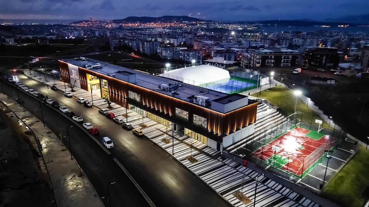 Aliağa Belediyesi Spor ve Yaşam Merkezi 2