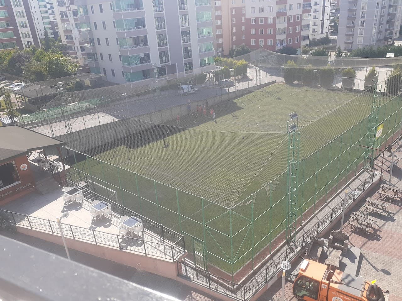 Mevlana Halı Saha ve Park 2