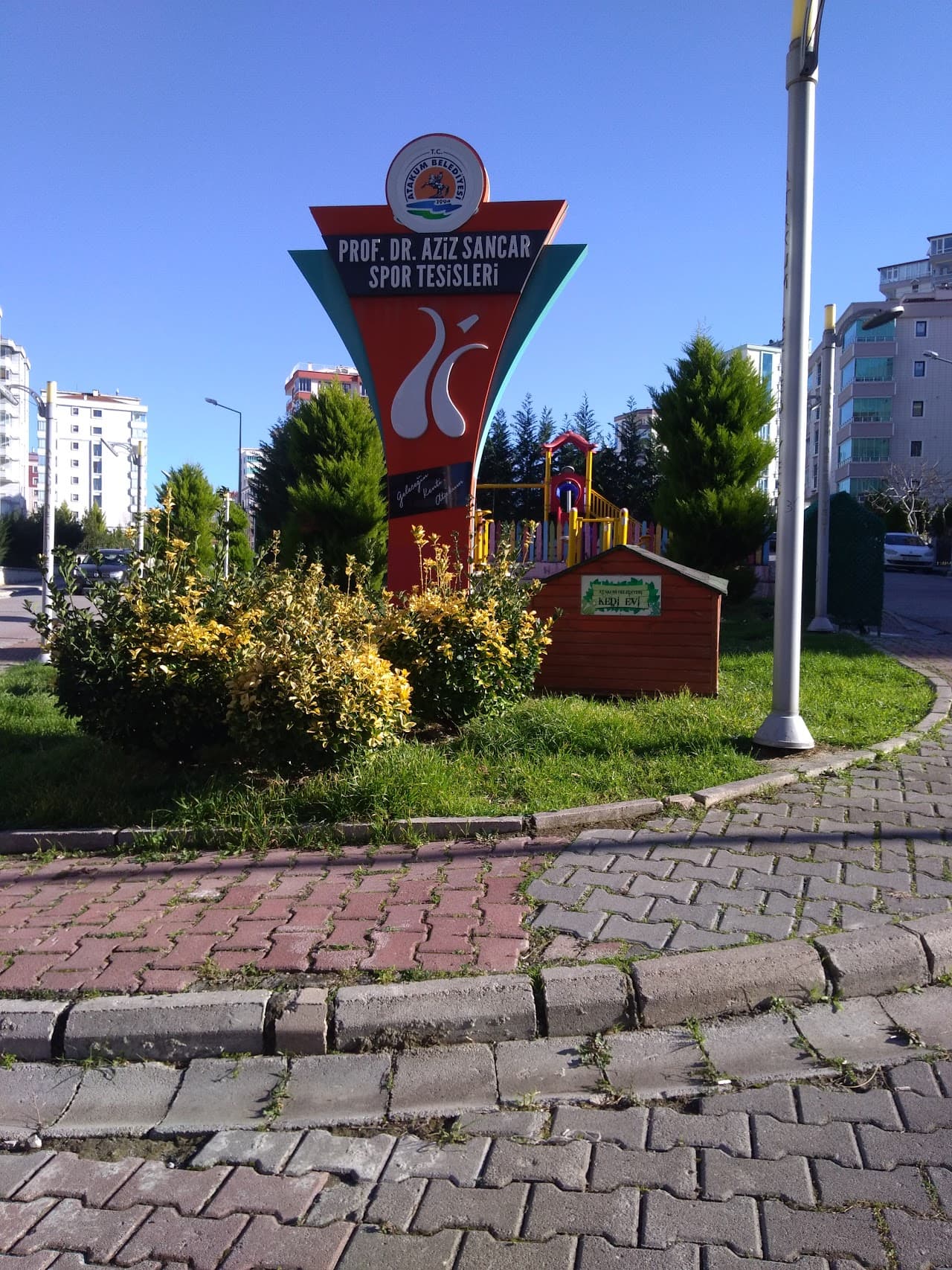 Mevlana Halı Saha ve Park 3