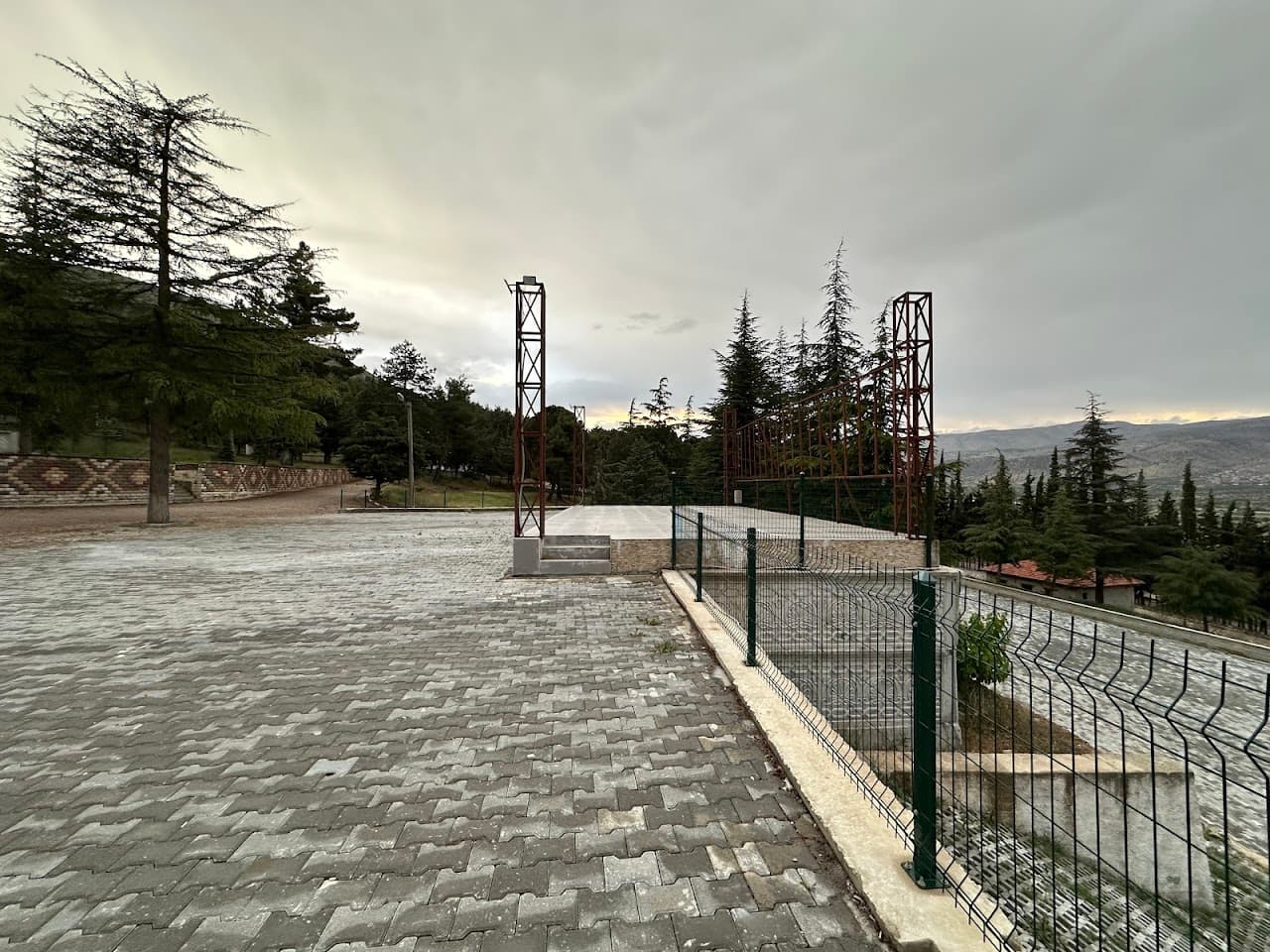 Senirkent Belediyesi Santral Mesireliği 3