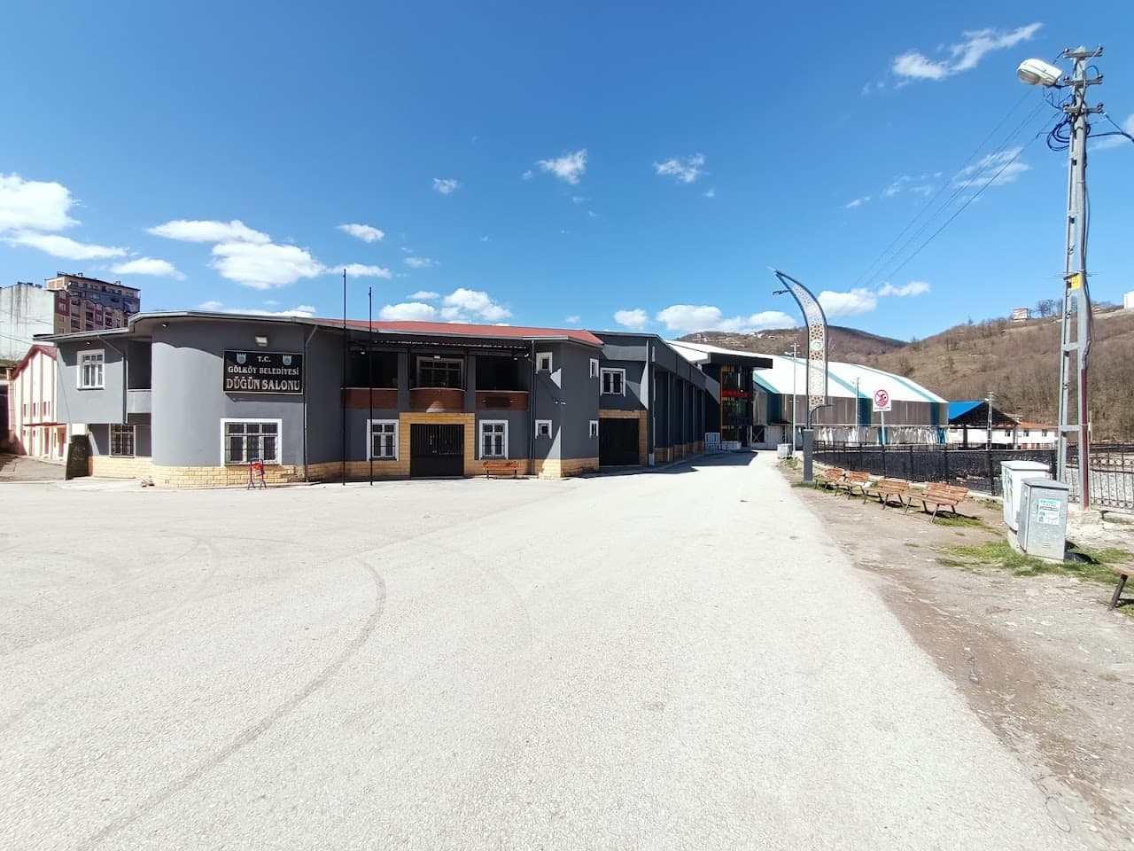 Gölköy Kapalı Spor Salonu 4