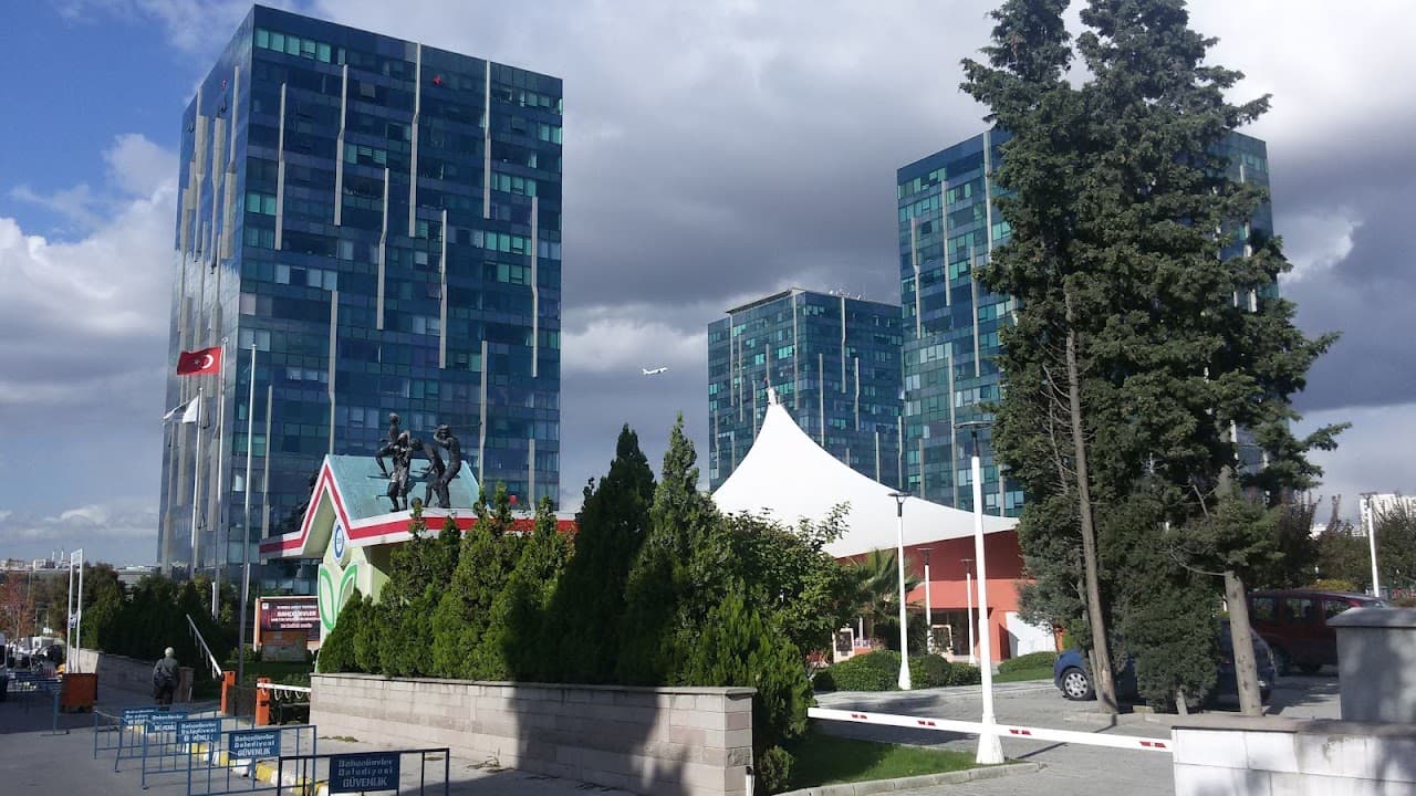 T.C. Bahçelievler Belediyesi Spor Parkı 3
