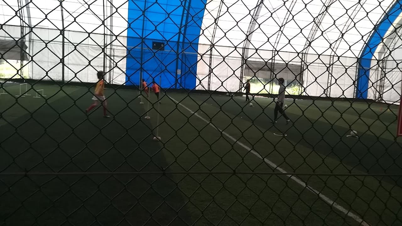Körfez Sport Center Halı Saha Spor Tesisleri 3