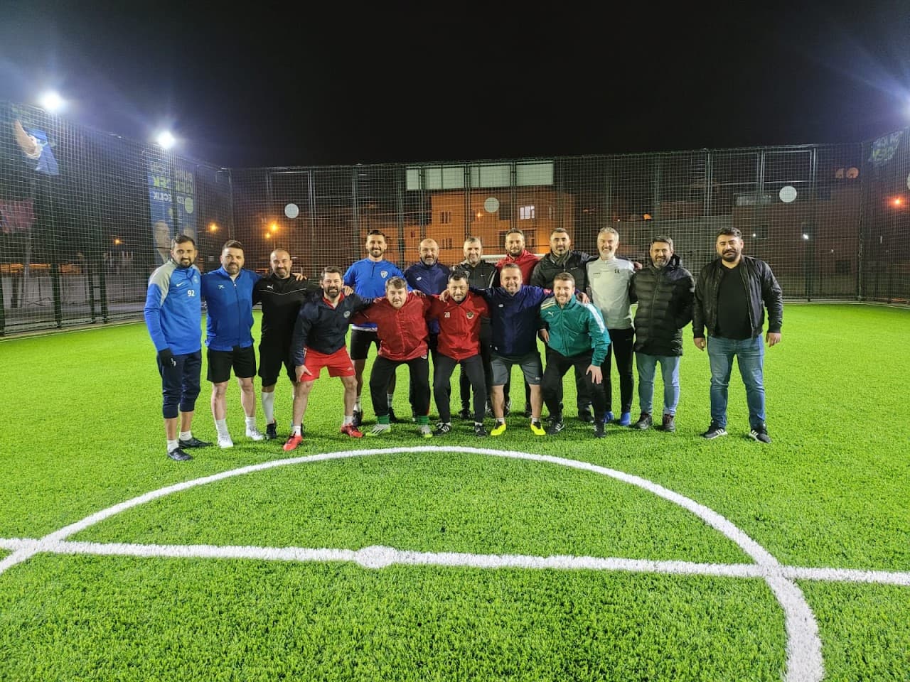 Güneşspor halı saha tesisleri